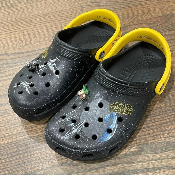 RARE Crocs Star Wars In Another Galaxy Clog LIMITED EDITION M 7 W 9